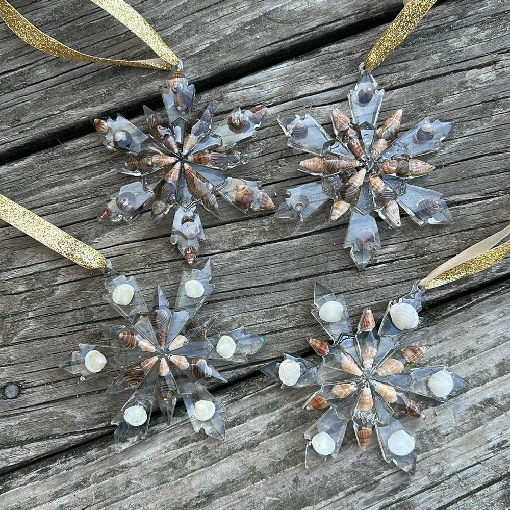 Maine coast seashell 🐚 Snowflake Ornaments with Ribbon❤️